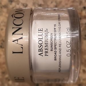 LANCOME  France .5oz Absolue Premium Bx Replenishing Day Cream